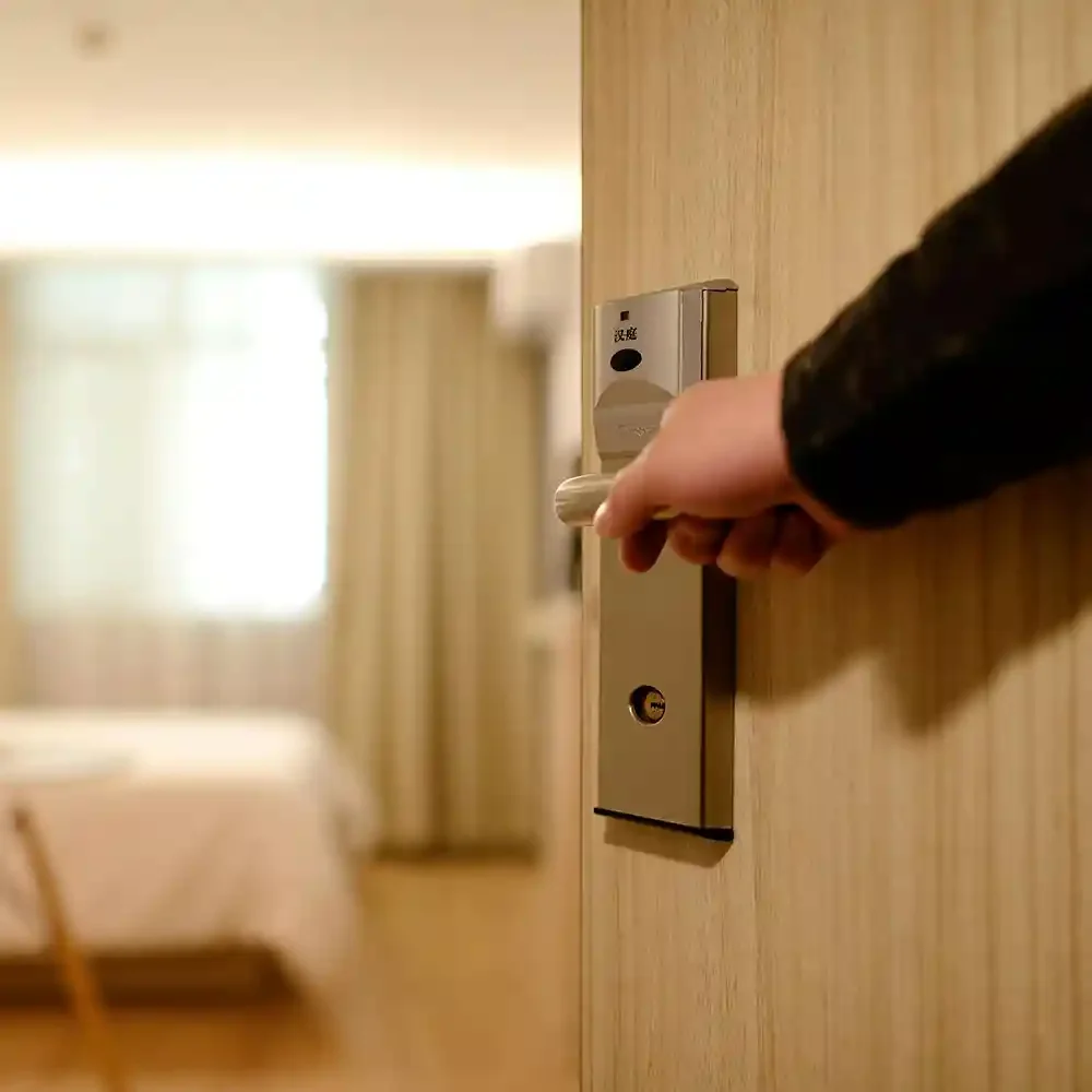 Mystery guest programs evaluating customer experience and service quality